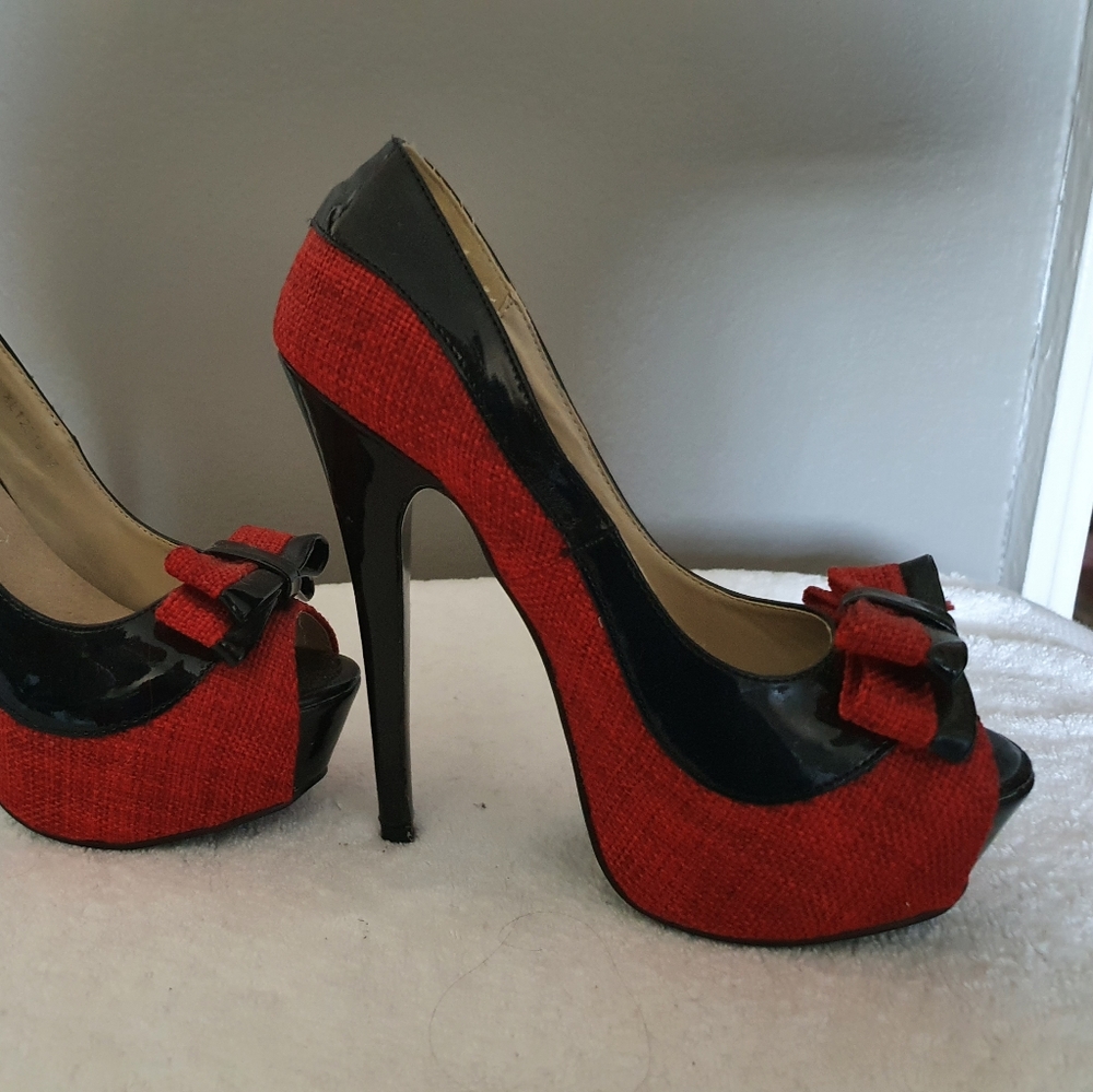 Shoes - Picture 3 of 3